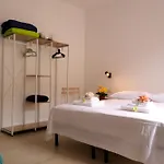 Sunset House Buggerru