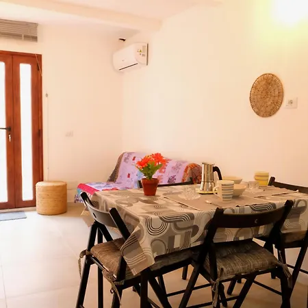 Sunset House Buggerru